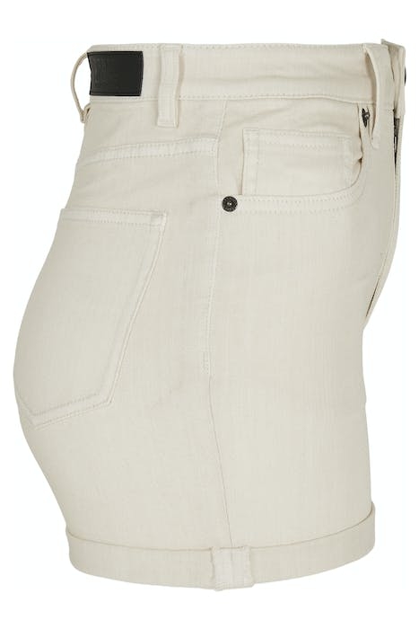 LADIES 5 POCKET SHORTS WHITESAND 7