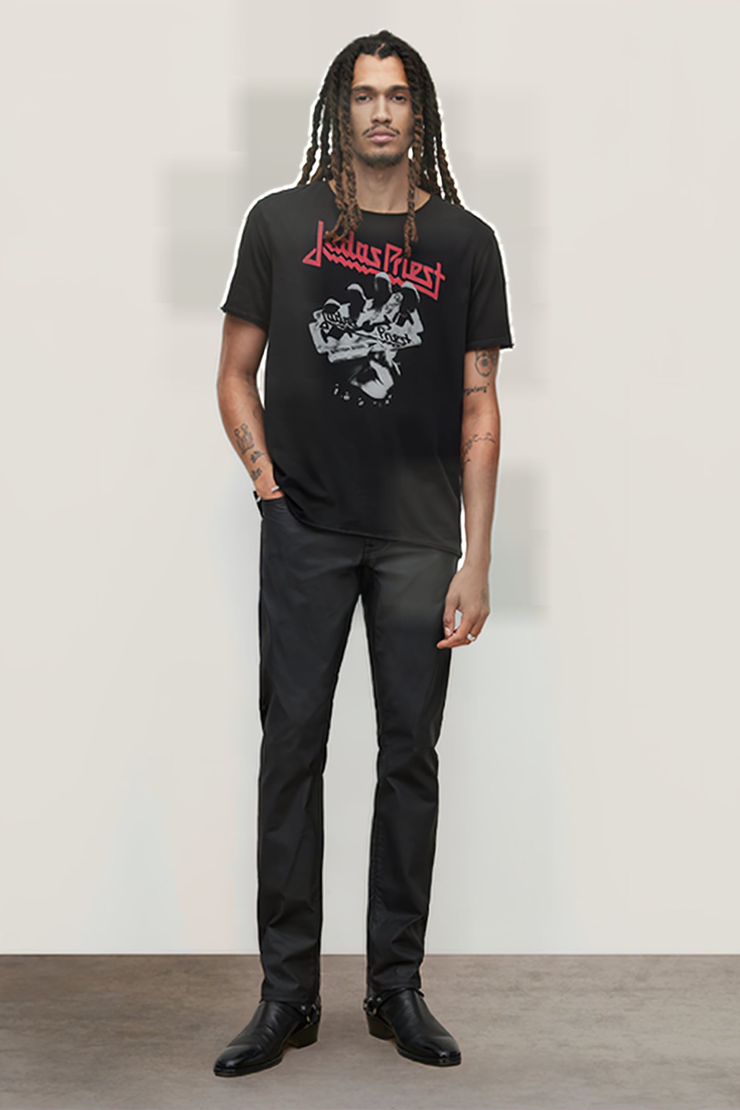 J701 - REGULAR FIT BLACK 2