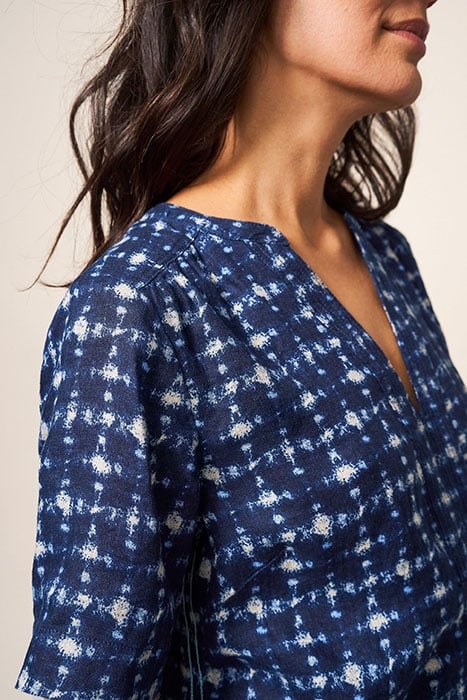 JUNE LINEN TOP NAVY MULTI 3