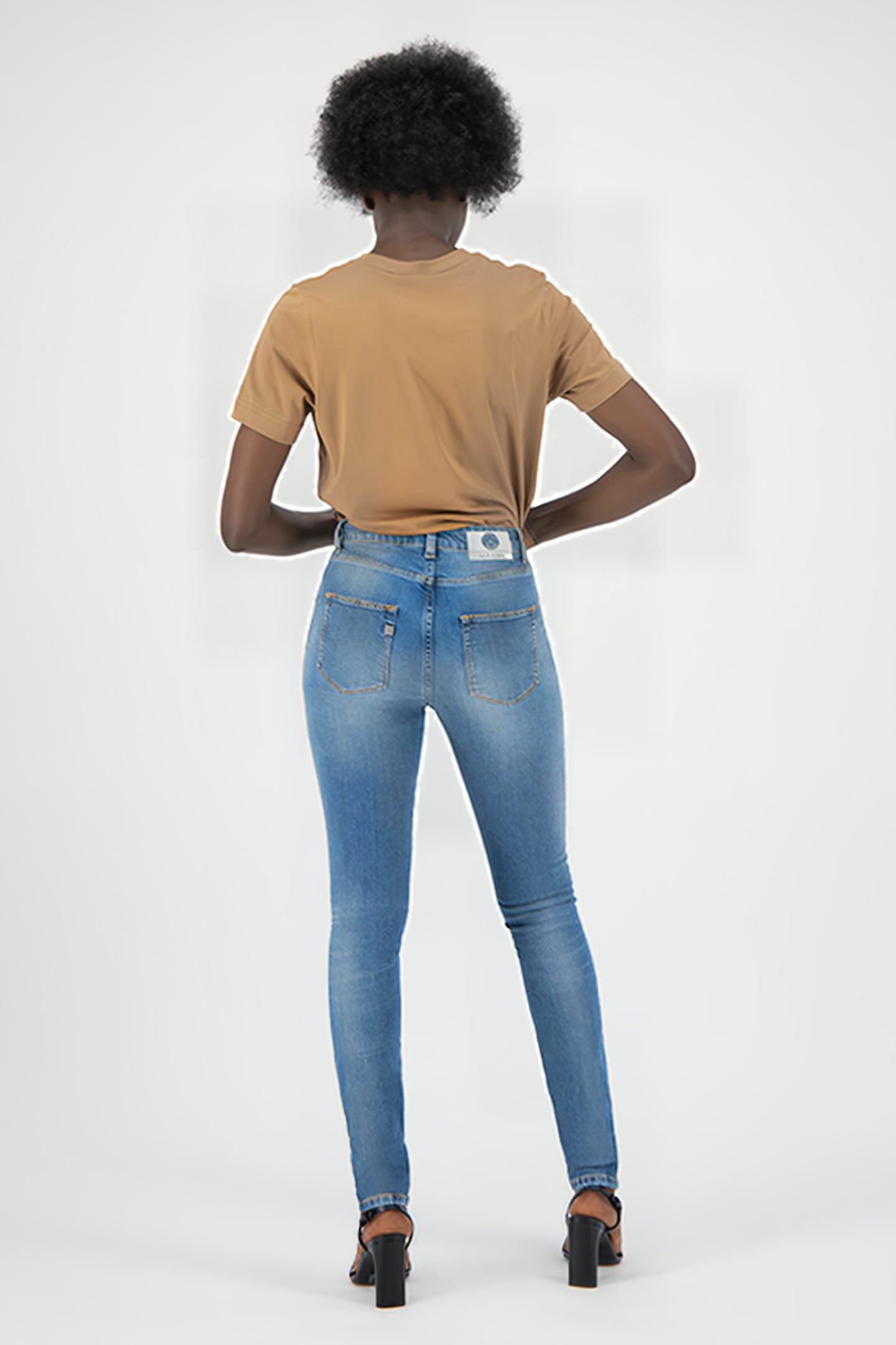 SKINNY HAZEN FAN STONE 4