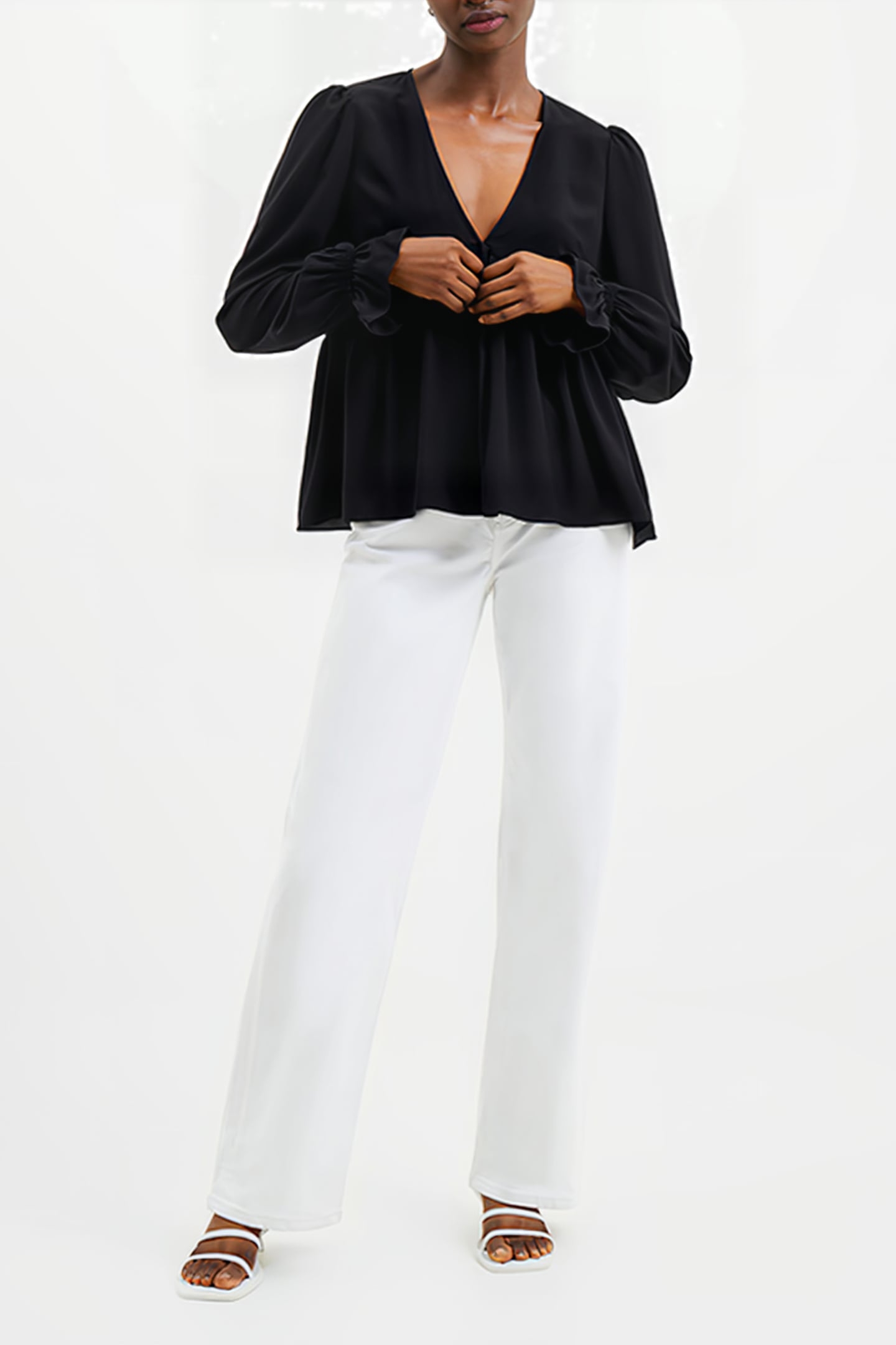 CREPE LIGHT V NECK TOP BLACK 1