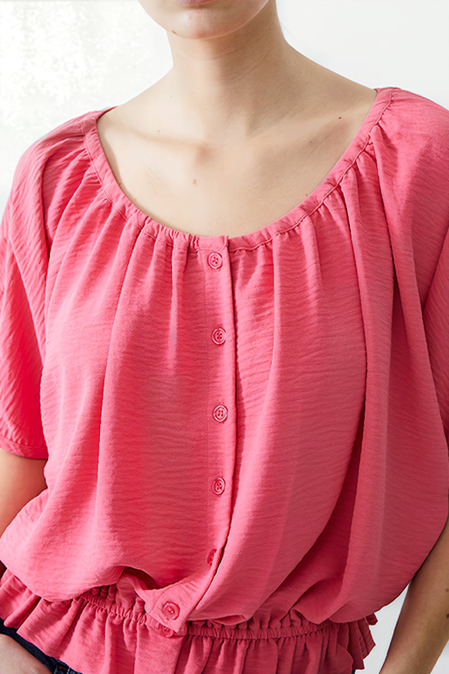 BUTTON CRINKLE PEASANT TOP CAMELLIA 4