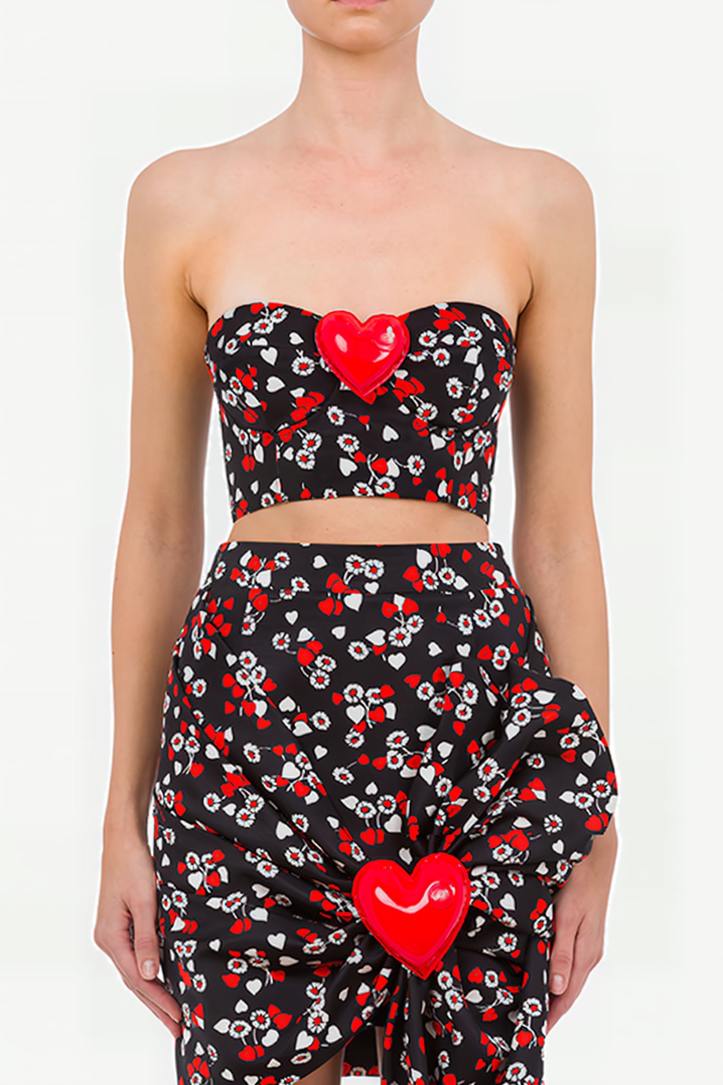 ALLOVER HEARTS OTTOMAN CROP TOP BLACK 1