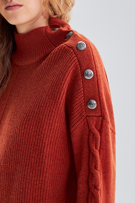 TOMETTE RED SWEATER, ENGRAVED BUTTONS ON SHOULDER 6