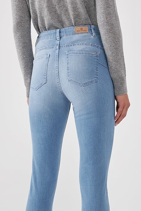 LIGHT BLUE FRINGED CUFF SCULPT UP SLIM JEGGINGS 3