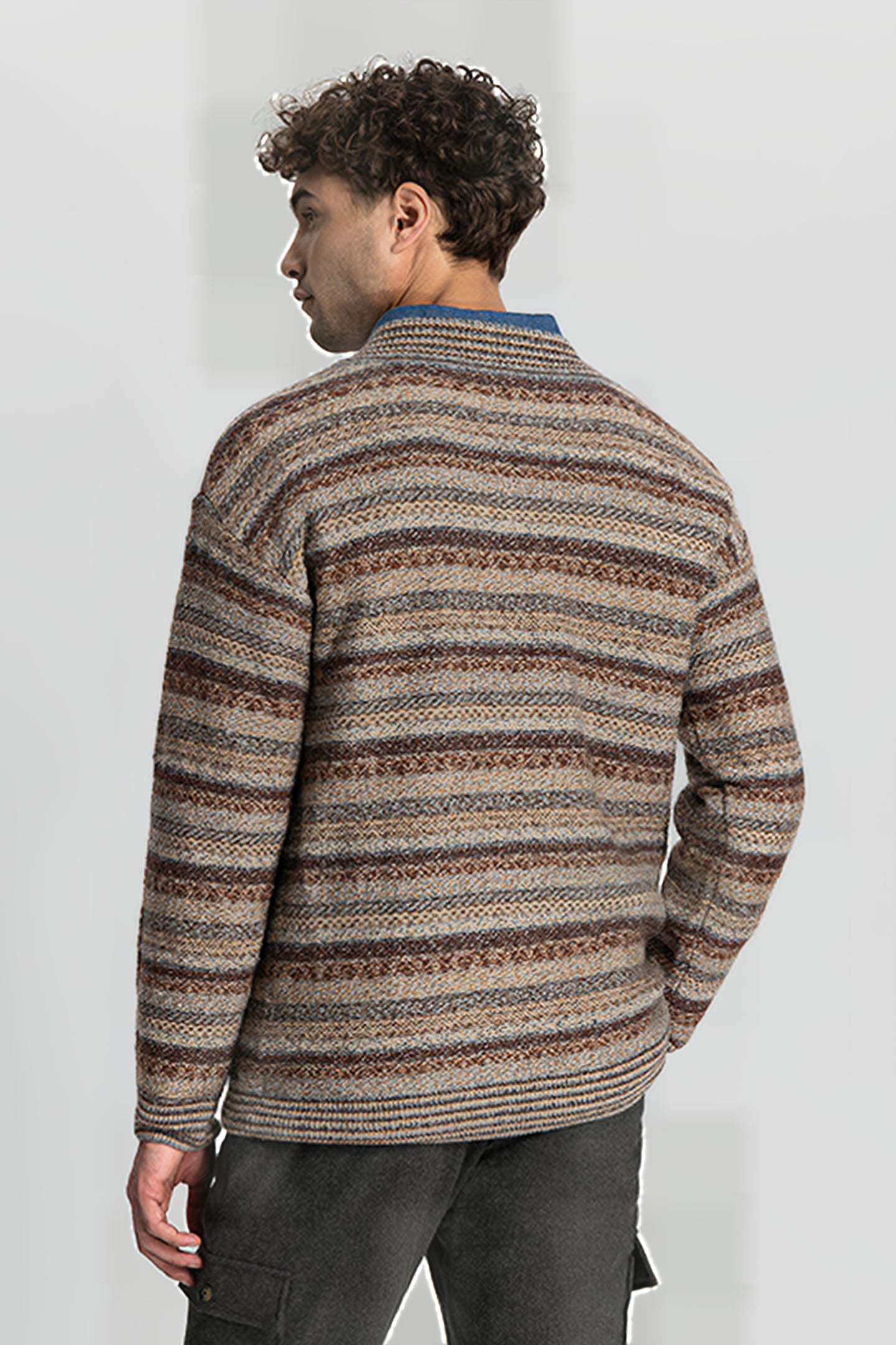DS_IGOR RELAXED V-NECK OAK 2