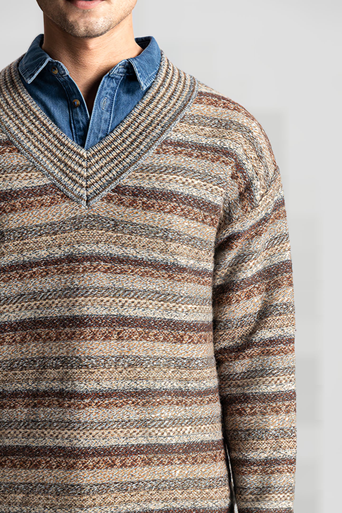 DS_IGOR RELAXED V-NECK OAK 5