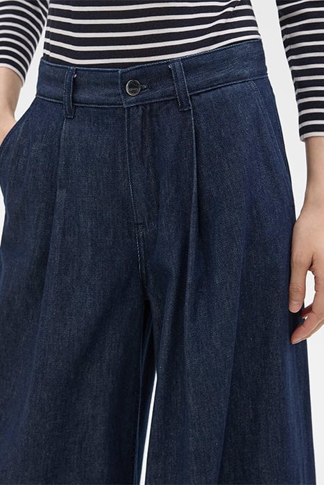 PLEATED WIDE-LEG PANT IN DENIM INDIGO 3