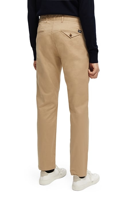 ESSENTIALS - STUART REGULAR SL SAND 2