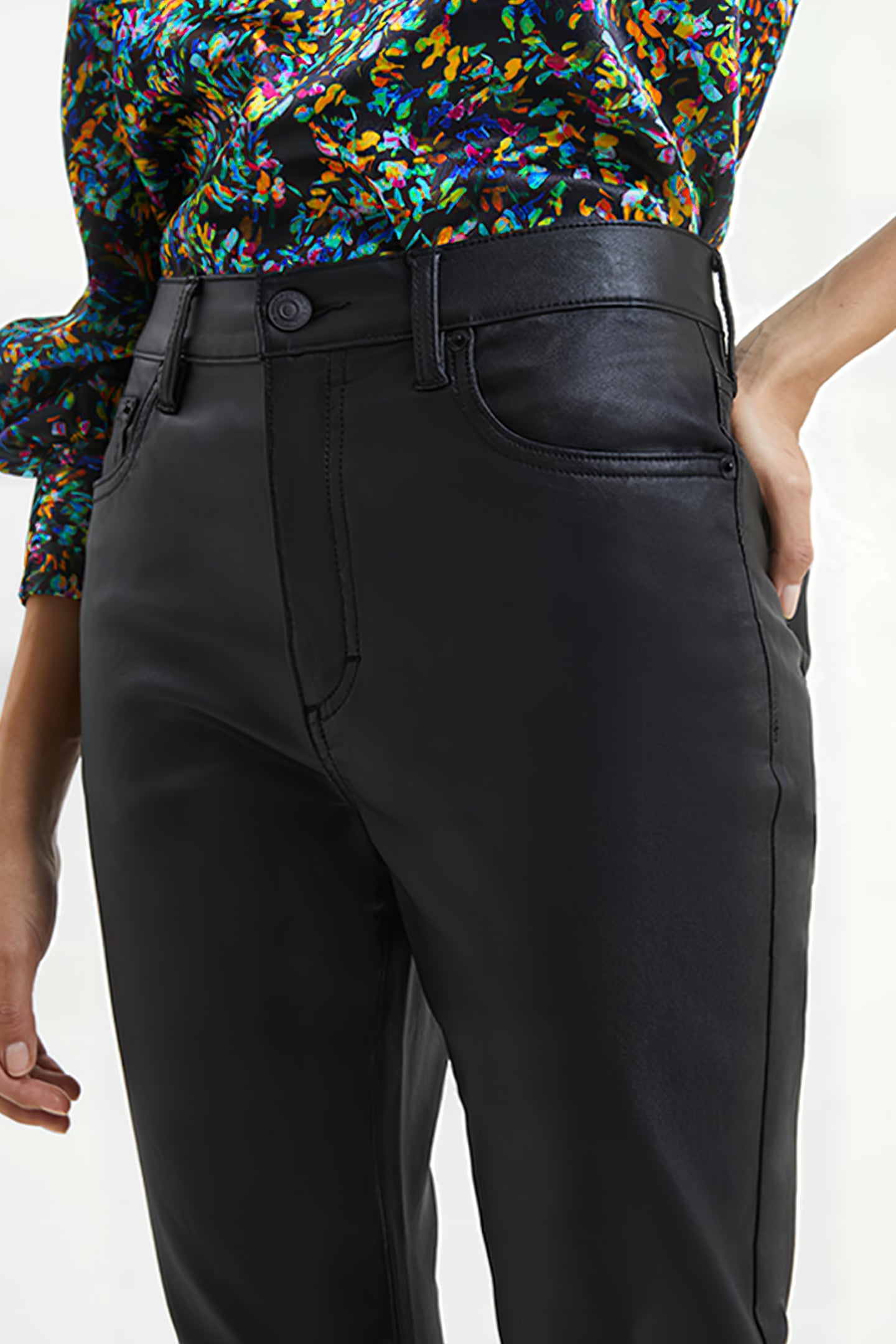 GLOSS STRAIGHT LEG JEAN BLACK 4