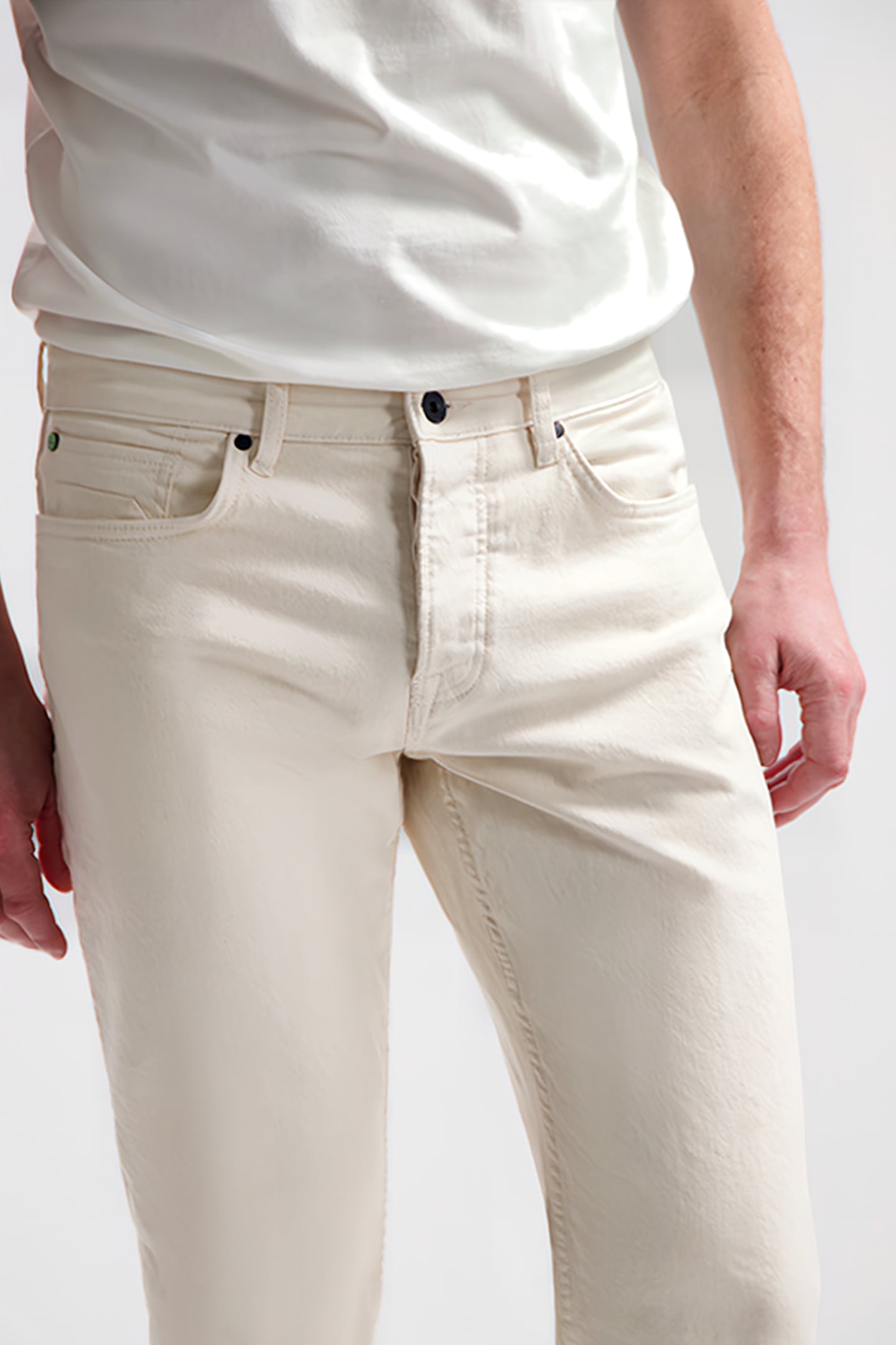 DS_GENT D OFFWHITE 5