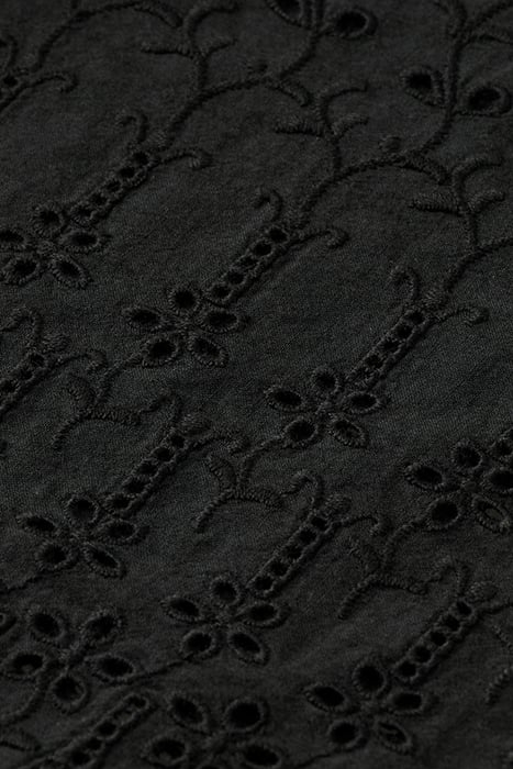 BRODERIE ANGLAISE TOP BLACK 7