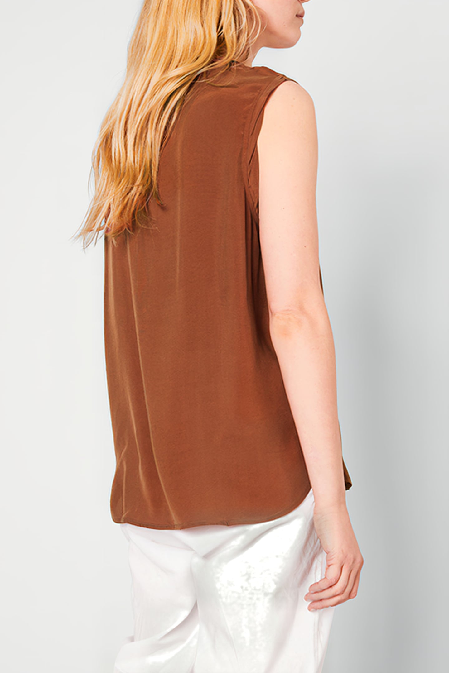 SLEEVELESS ROUND NECK TOP BUCHETTE 2