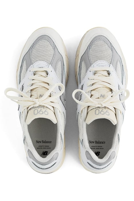 M990TC2 SNEAKERS IN SEA SALT 3