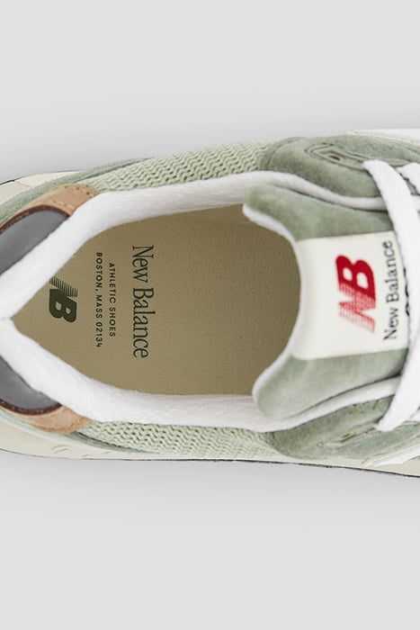 U998GT SNEAKERS IN OLIVE 8