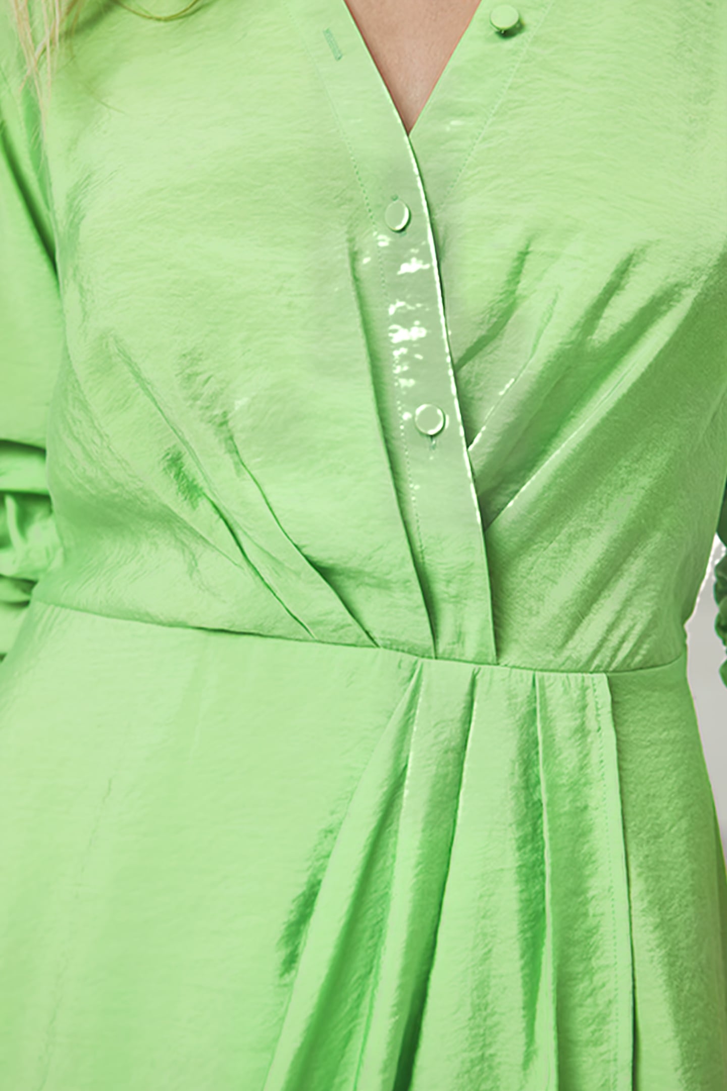 SUKA MIDI DRESS GREEN FLARE 5