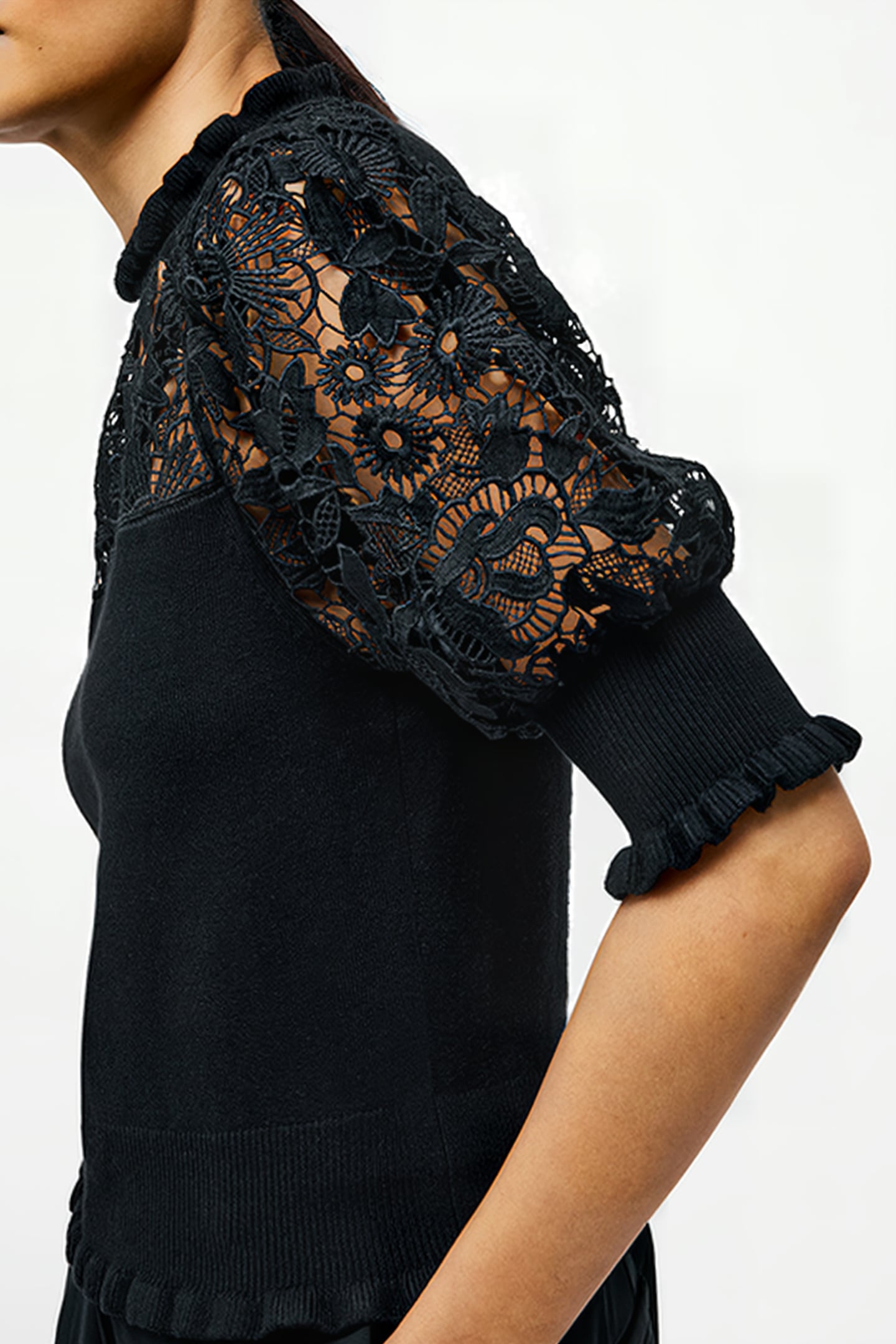 CROCHET LACE MIX KNIT TOP BLACK 4