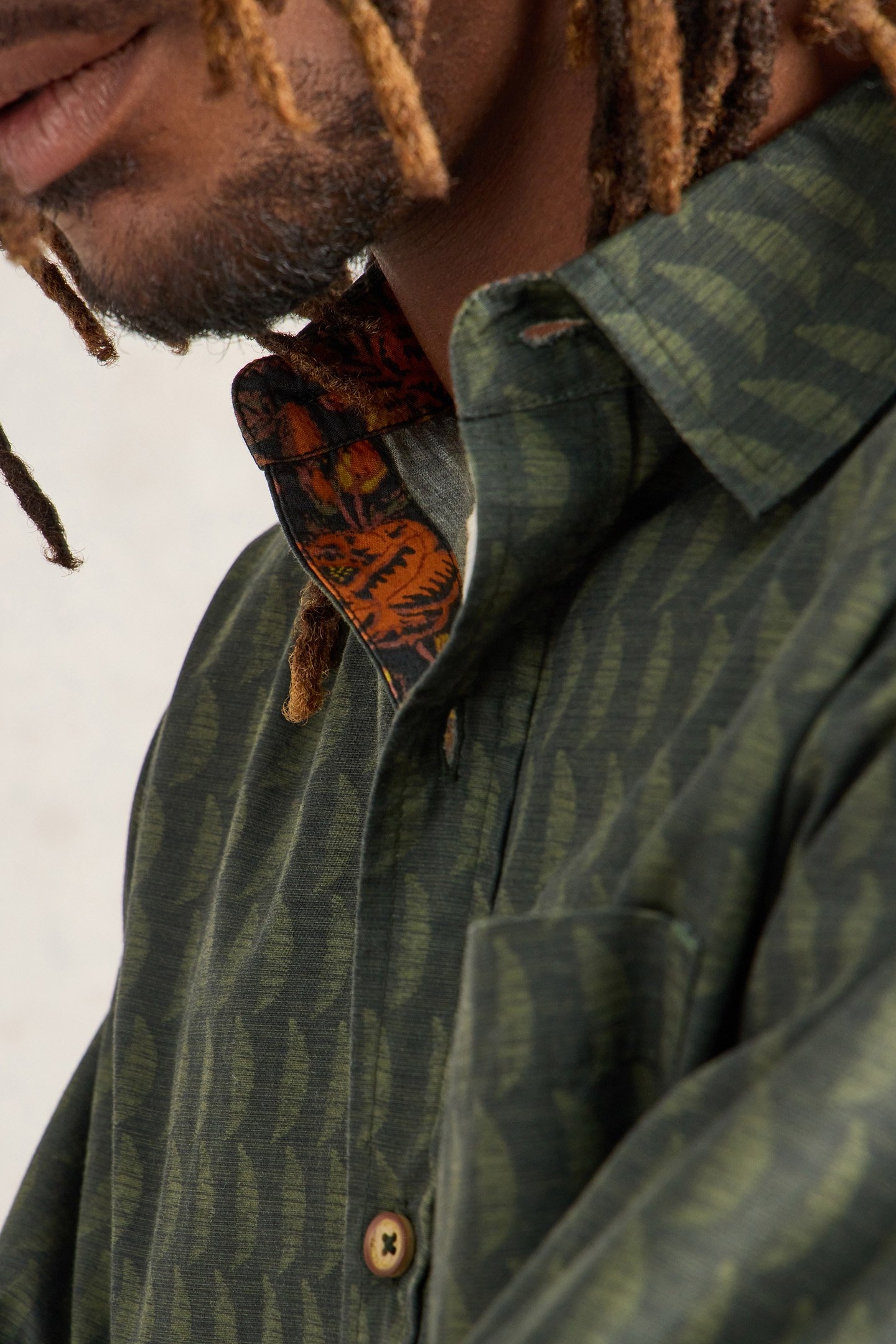 LINEAR HALF PRINTED SHIRT GREEN PRINT 5