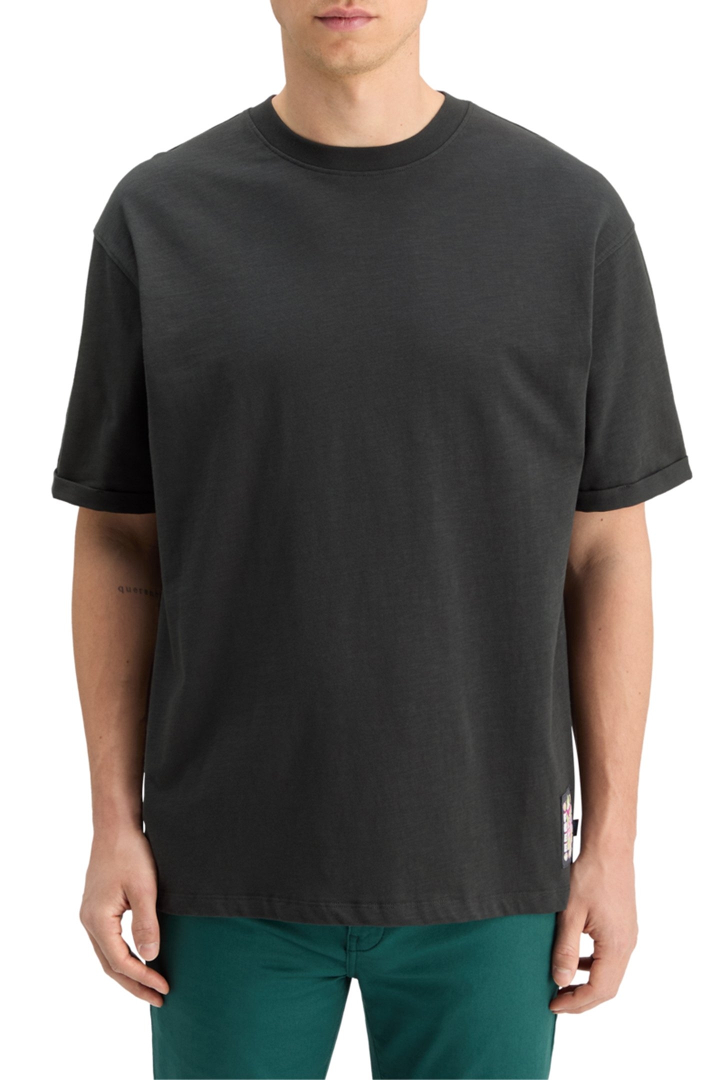 LOOSE FIT BACK ARTWORK T-SHIRT VINYL 1