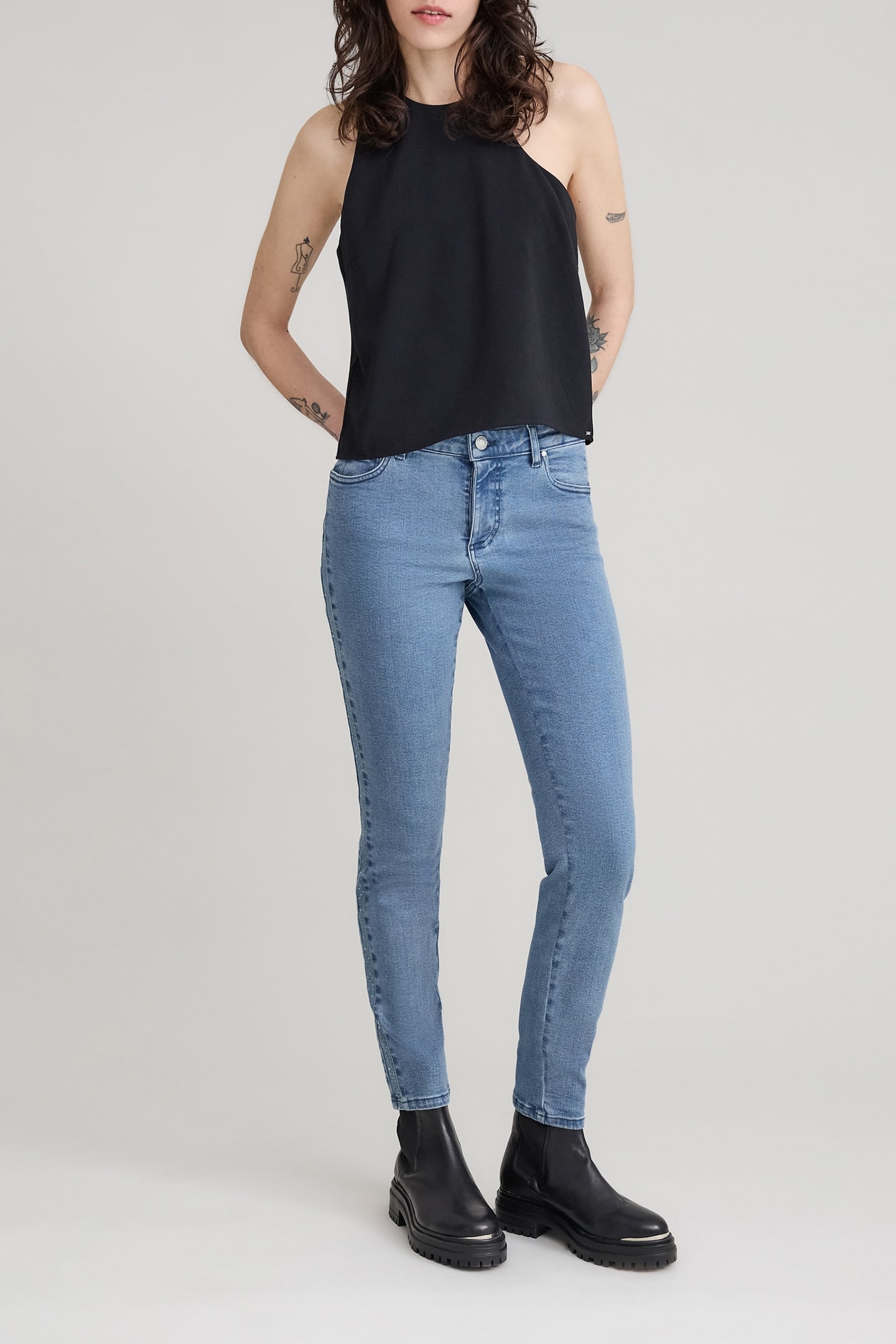 SLIM BLUE WATERLESS POWERSTRETCH STUDDED JEANS 3