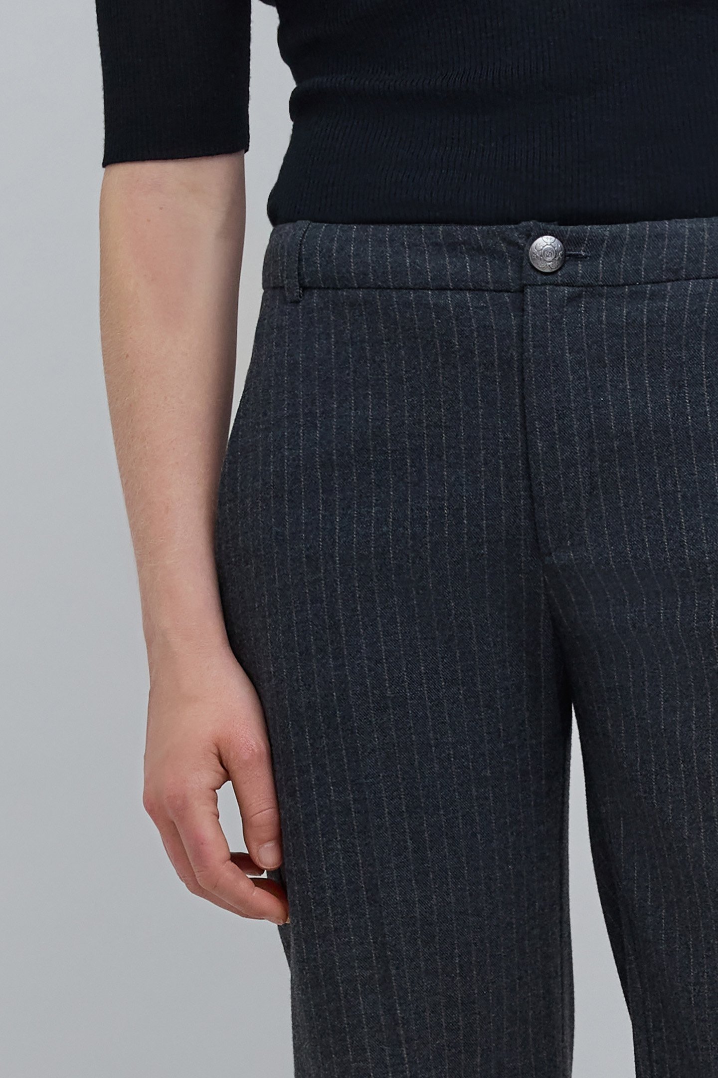 GRAY FLARE SUIT PANTS WITH TENNIS STRIPES 7