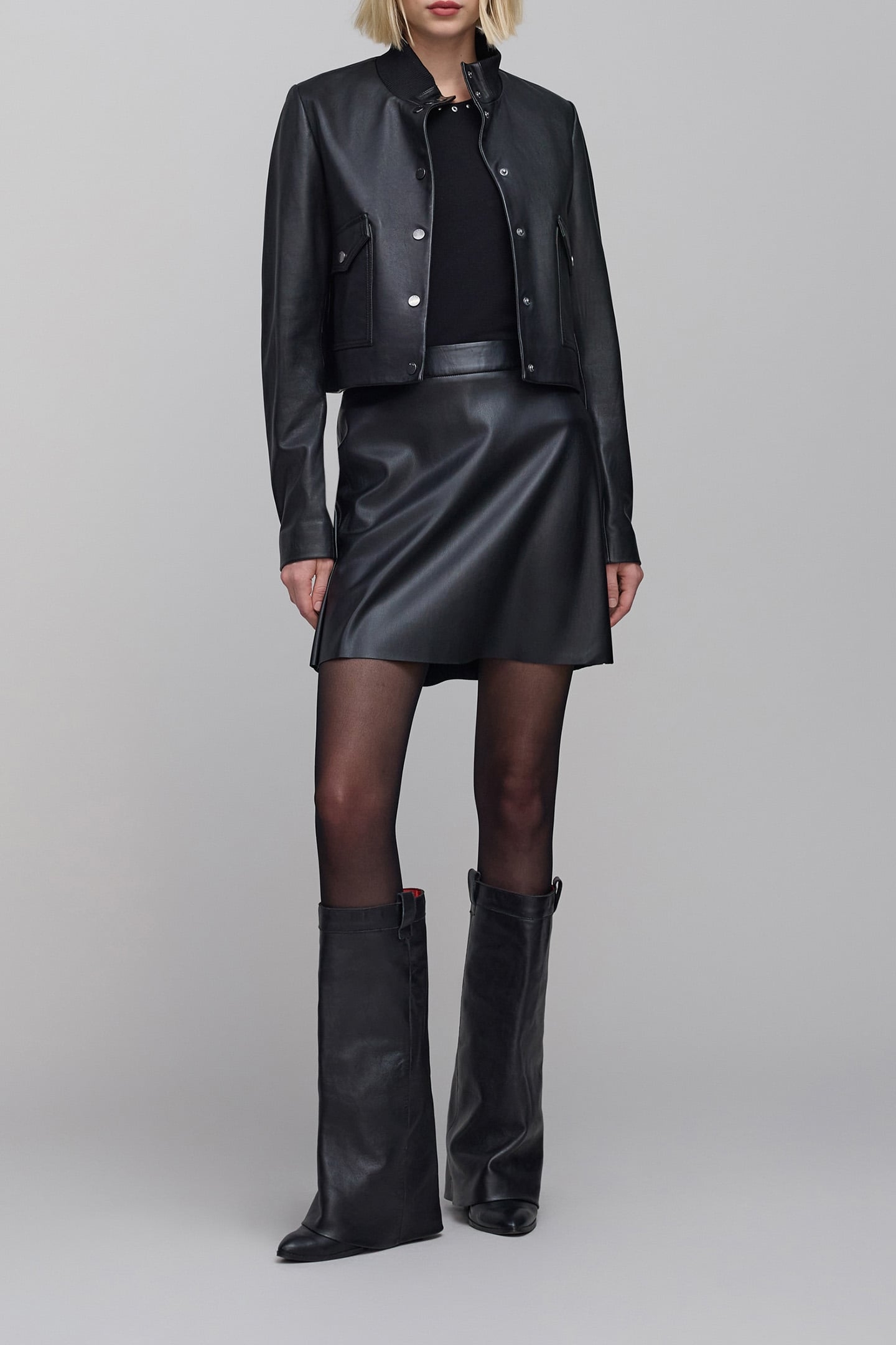 SHORT BLACK ROCK SKIRT 4