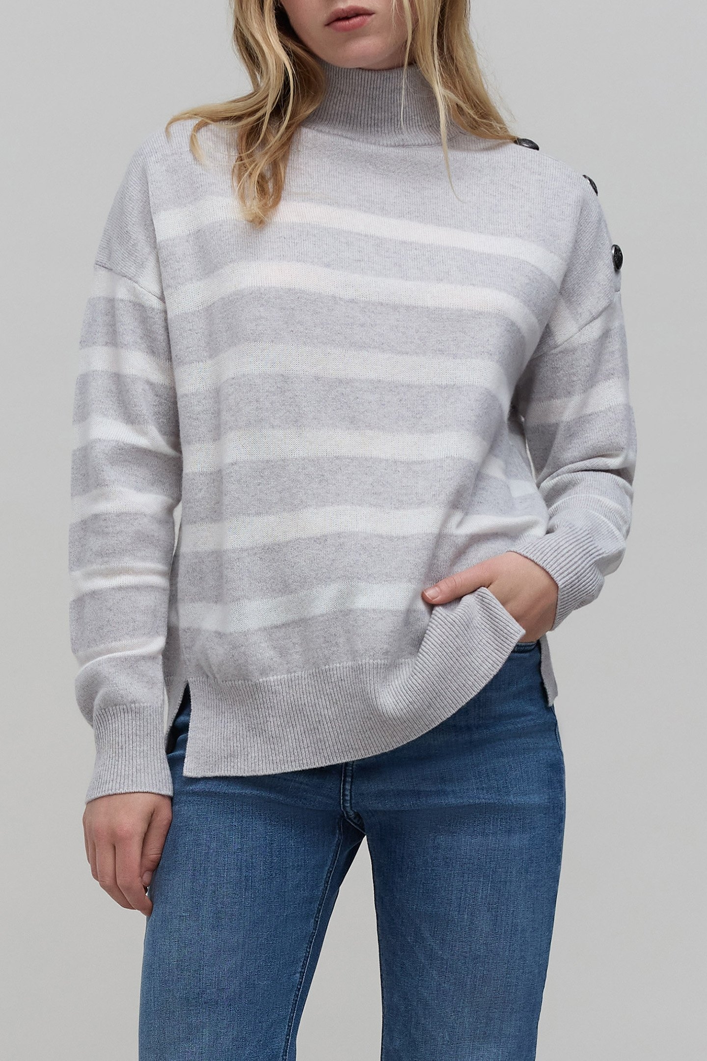 ECRU STRIPES GREY KNIT SWEATER 1