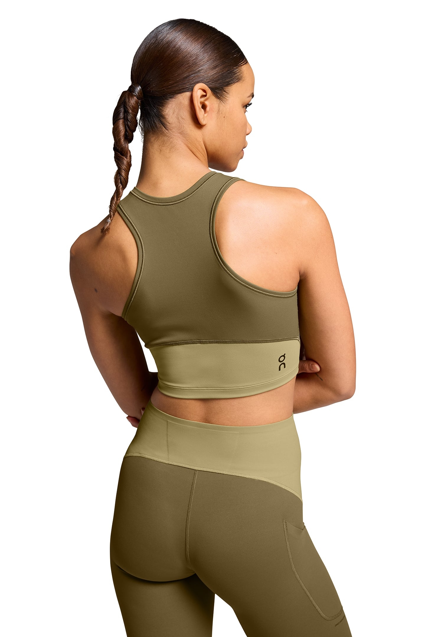 MOVEMENT CROP 2 HUNTER 2