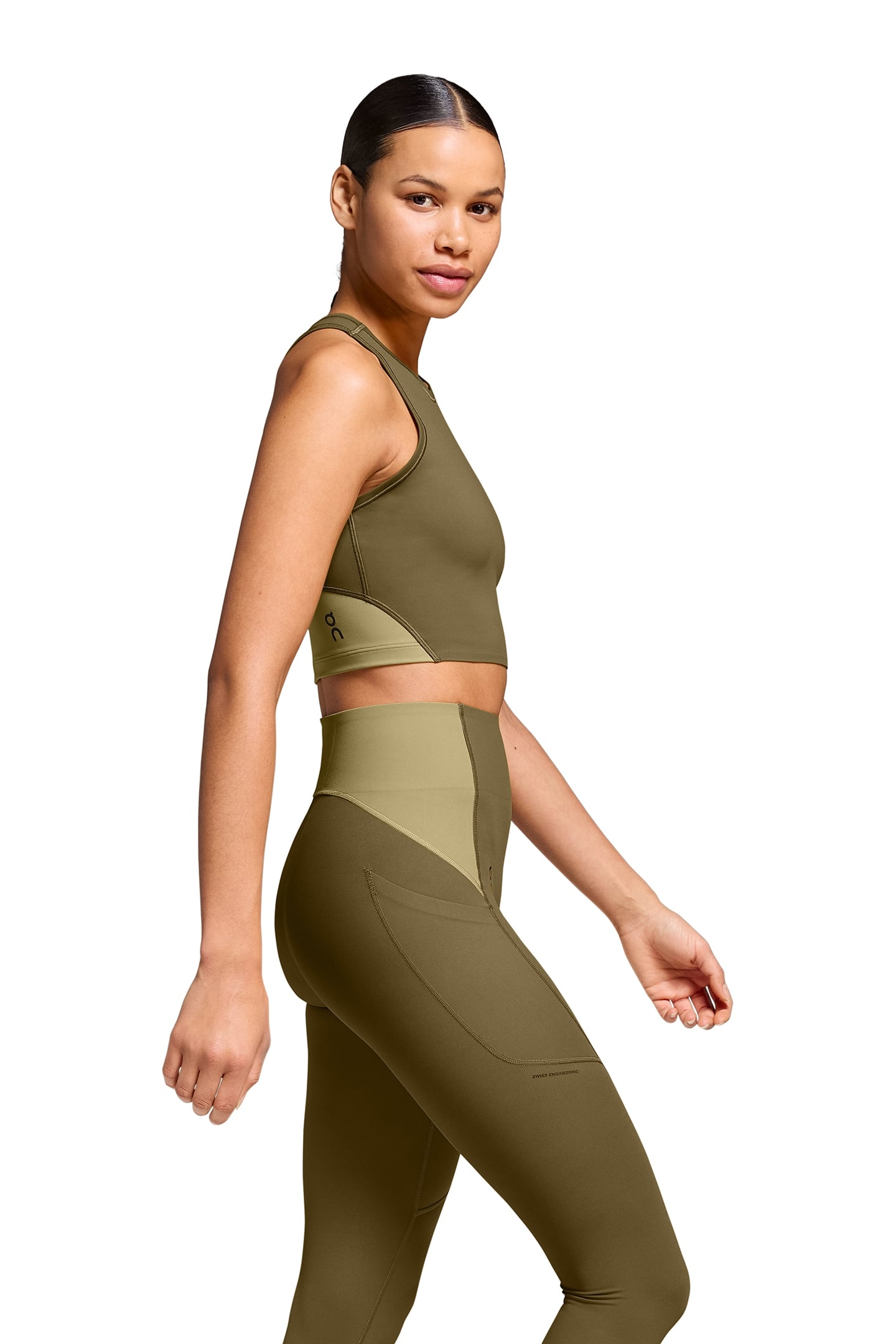 MOVEMENT CROP 2 HUNTER 4