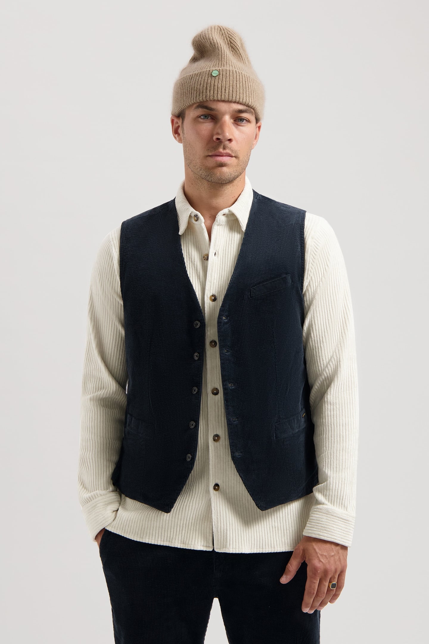 DS_RUSTY GILET COLLEGIATE BLUE 1