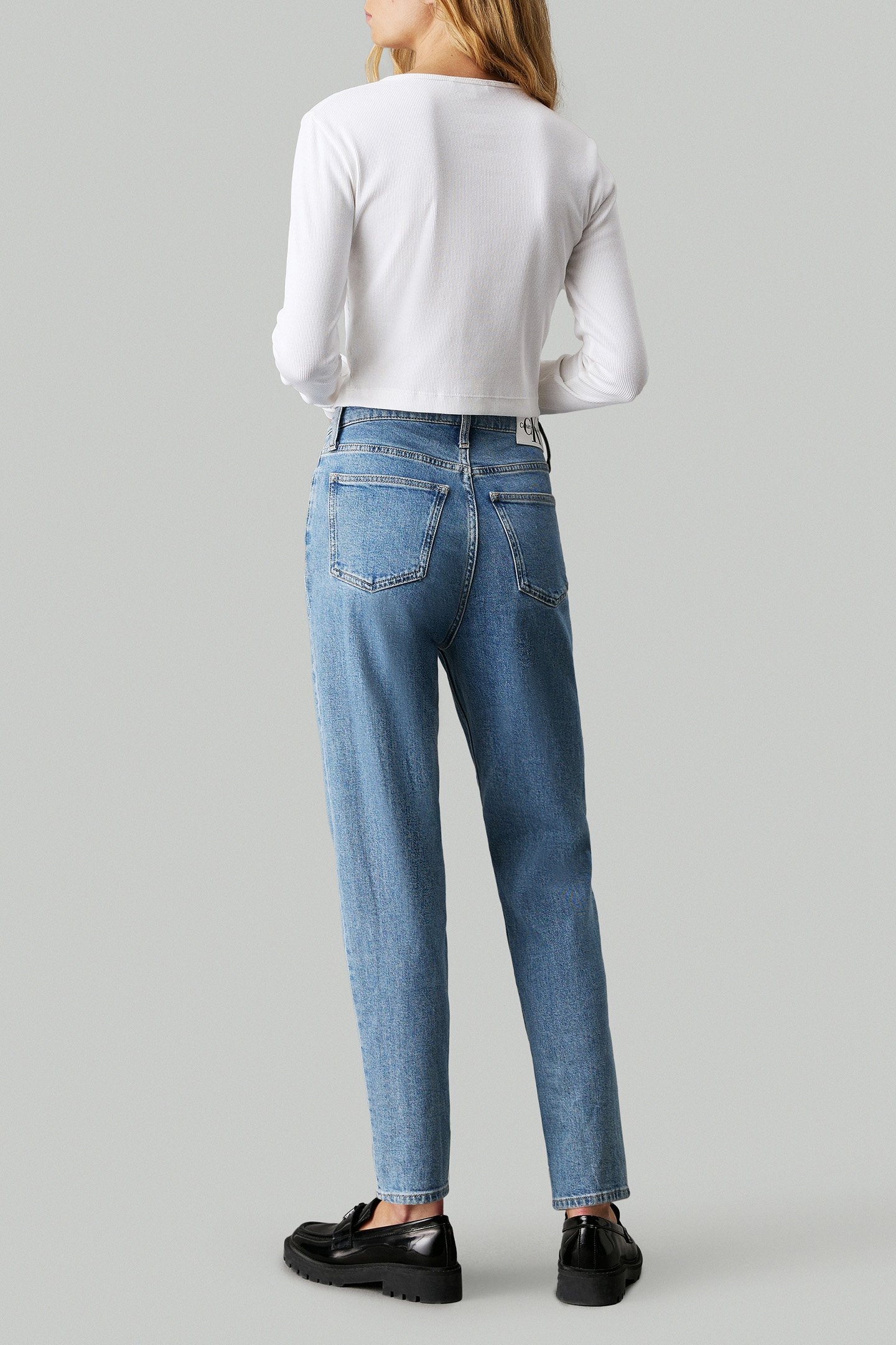 MOM JEAN DENIM MEDIUM 3