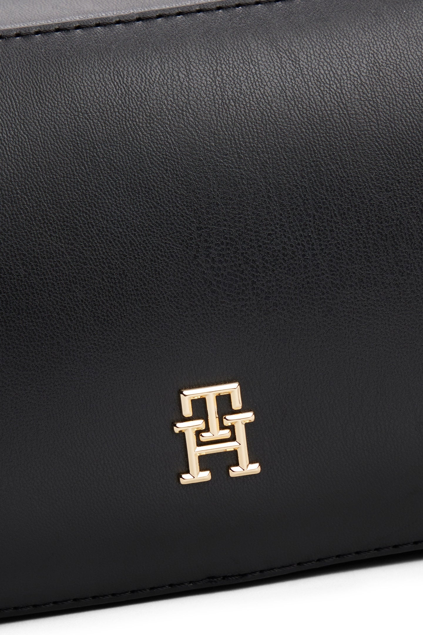 TH CHIC CAMERA BAG SMALL CROSSBODY BAG BLACK 5