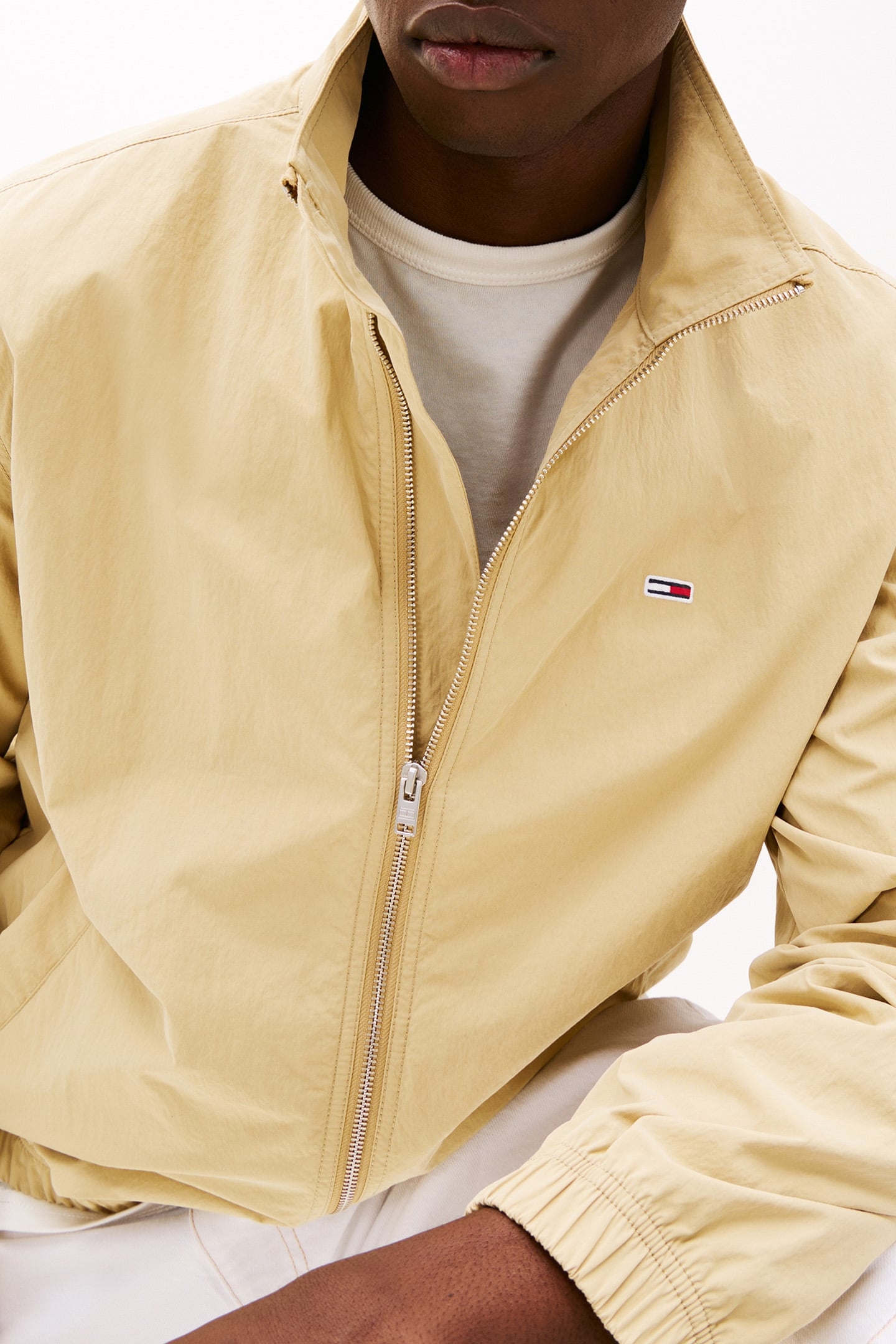 TJM ESSENTIAL STANDARD FIT WINDBREAKER JACKET IN RELIC TAN 6
