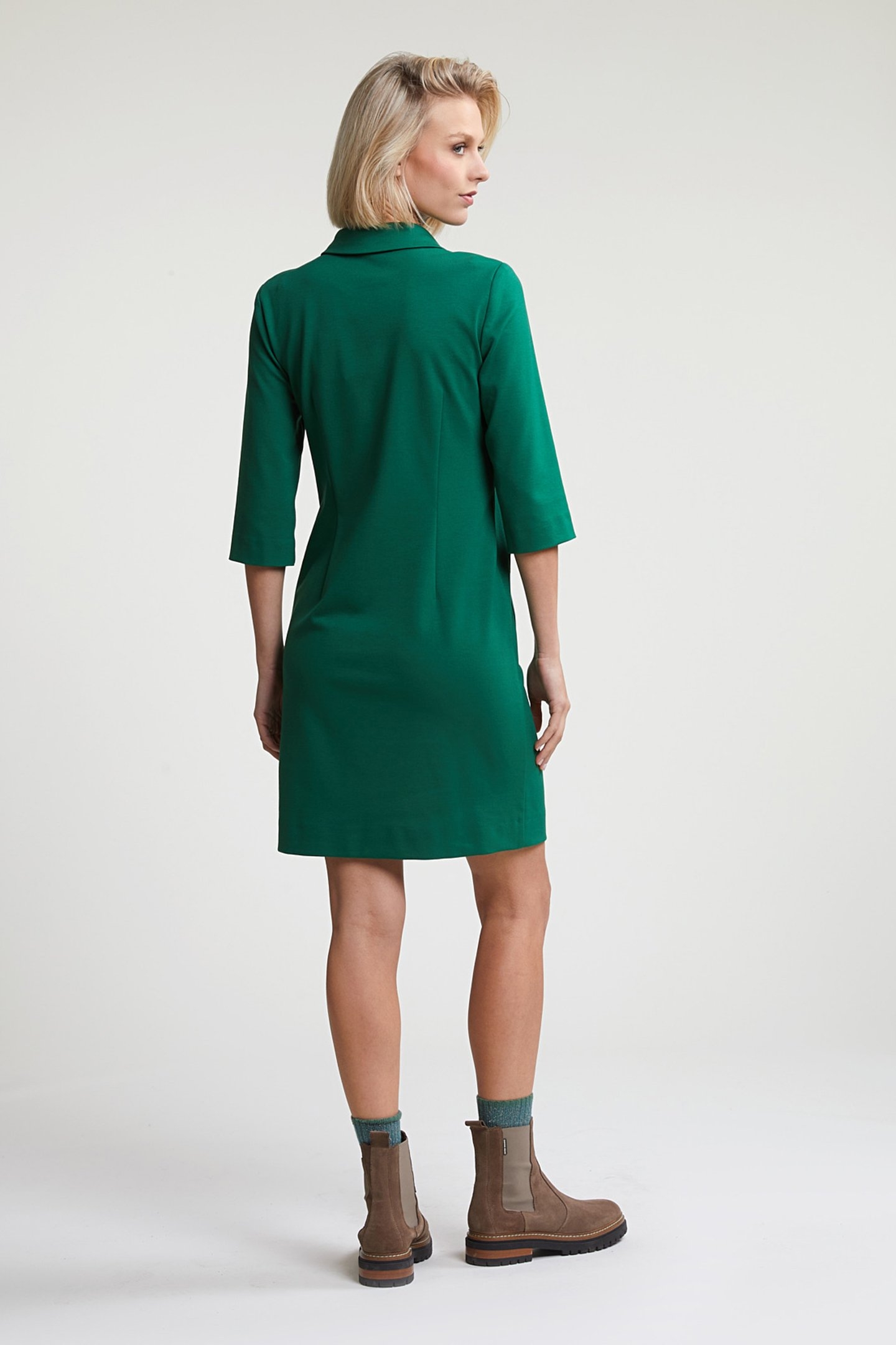 GREEN V-NECK DRESS 3/4 SLEEVES 2