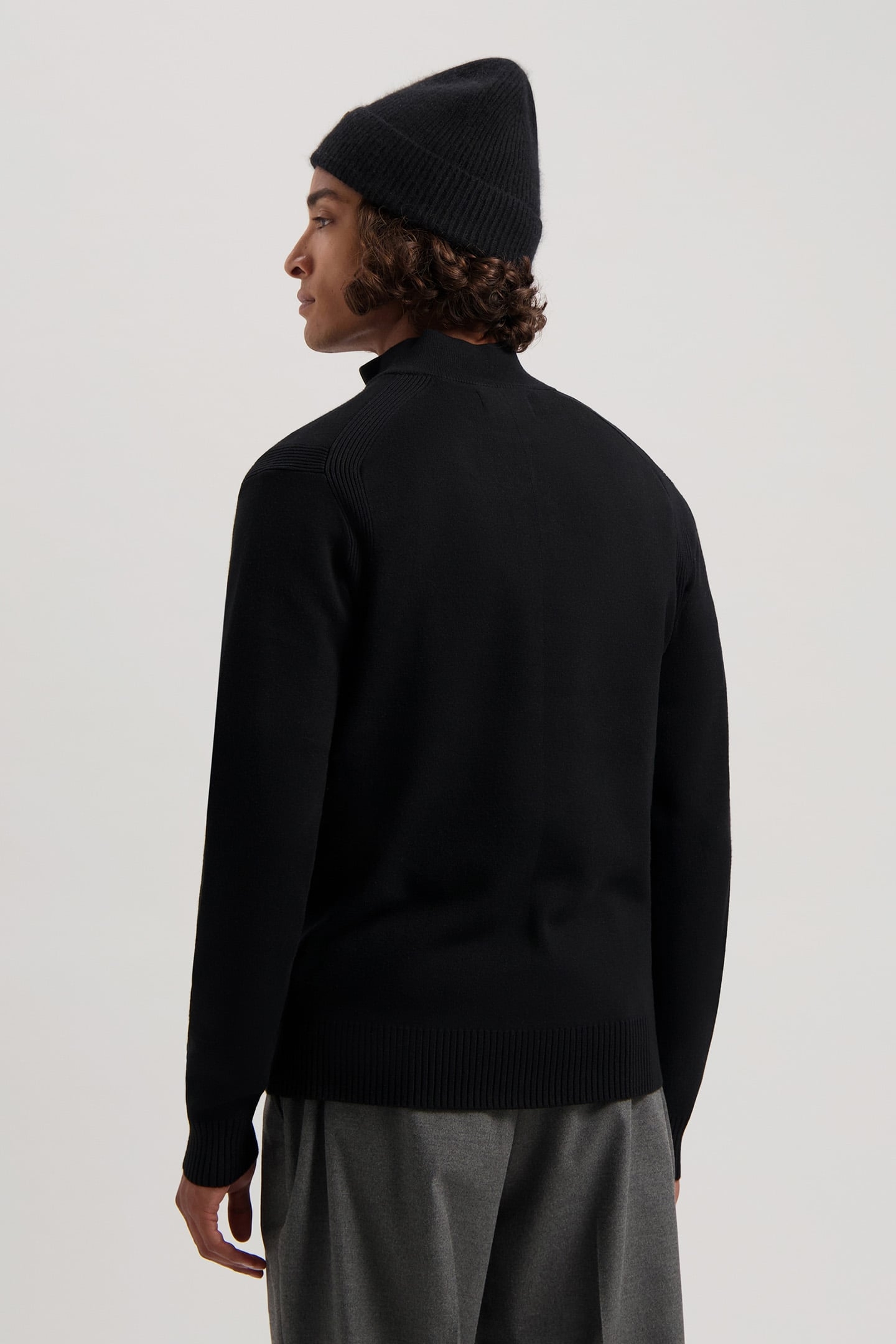 DS_FELL SKIPPER BLACK 2