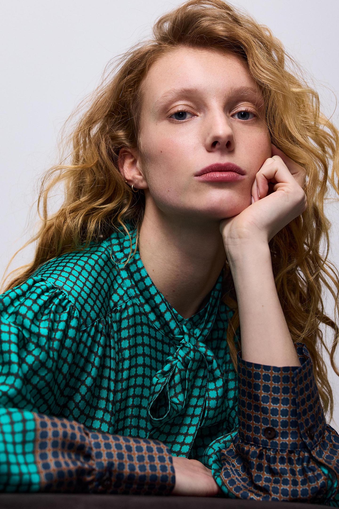 BLOUSE BORDER PRINT PEACOCK 4