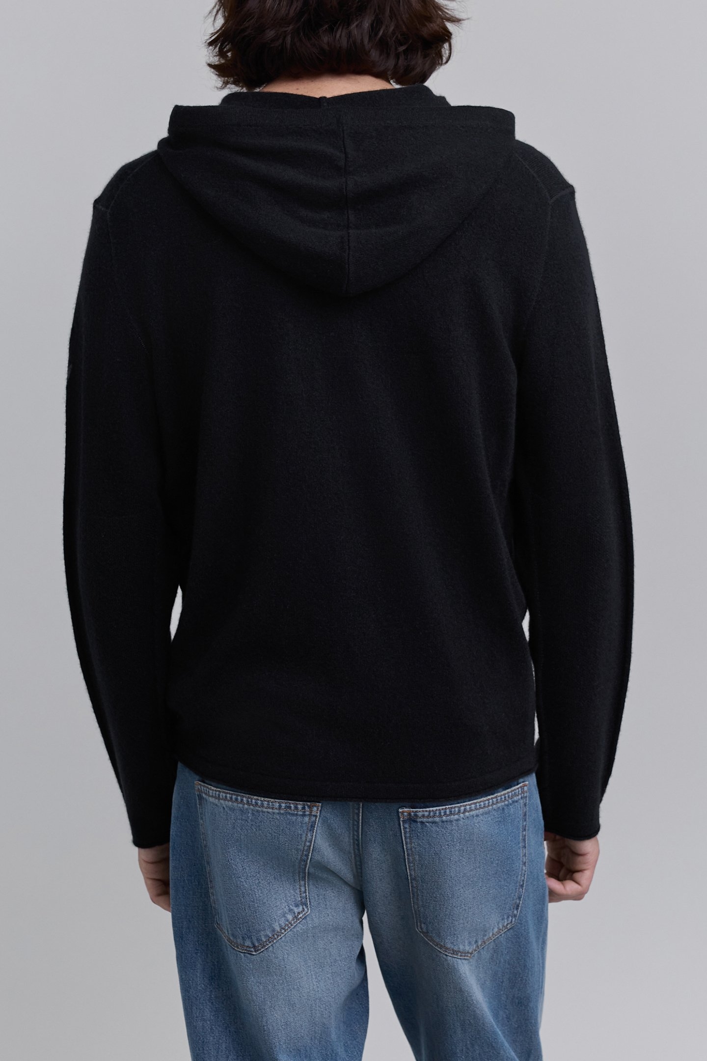 BLACK PURE CASHMERE ZIPPED HOODED CARDIGAN 2