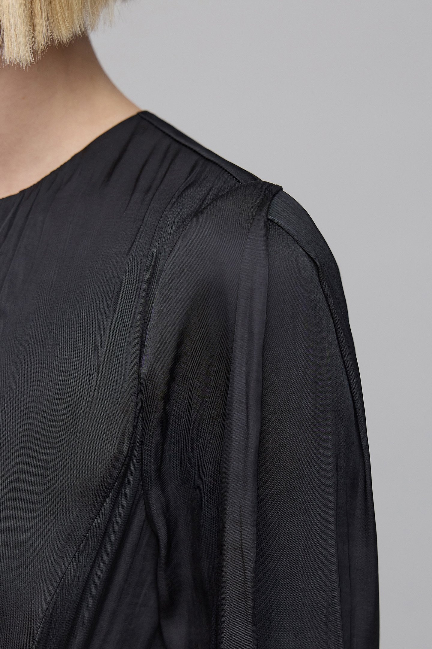 CRUMPLED BLACK DRESS WITH STUDDED WAISTBAND 5