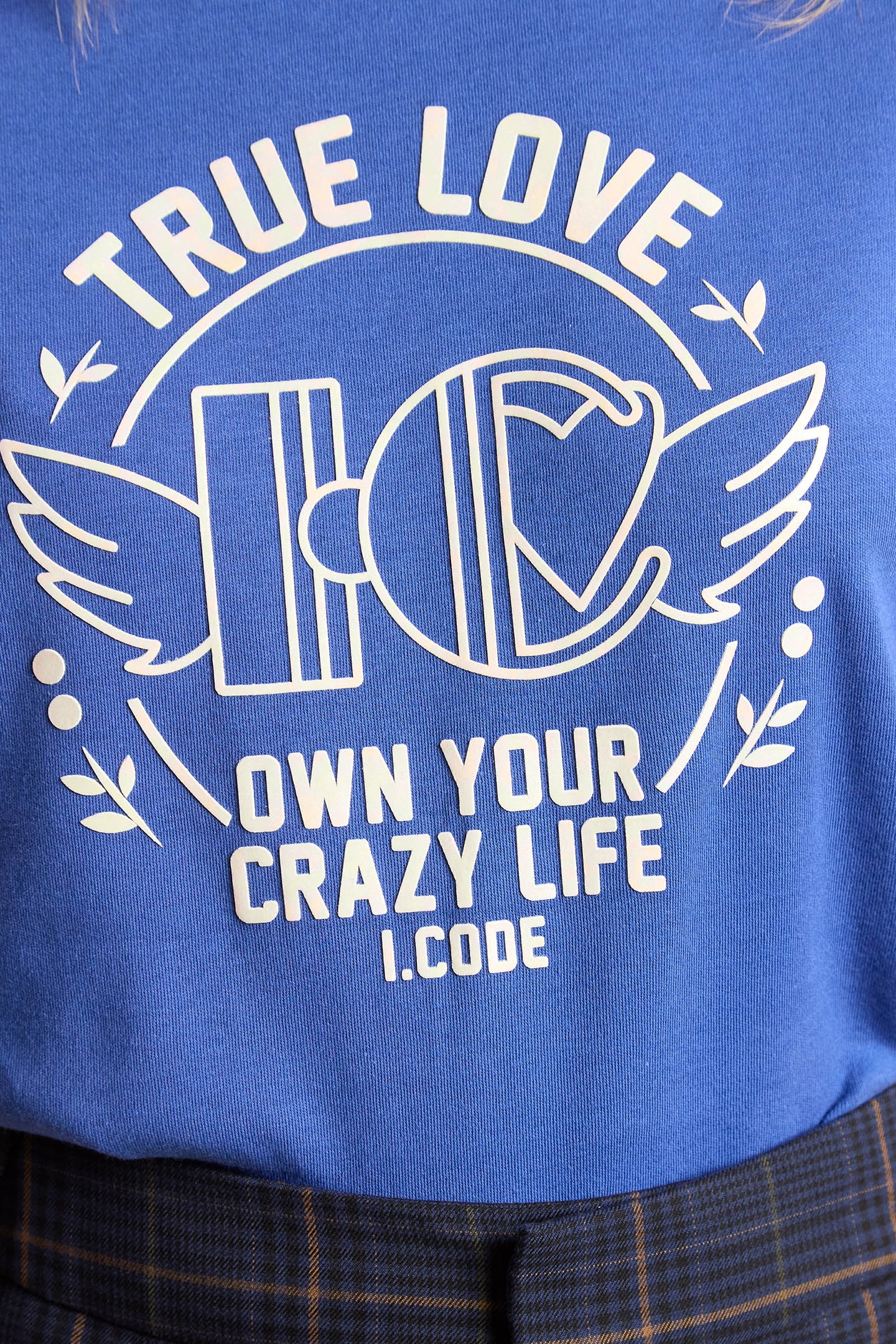 SKY BLUE T-SHIRT WITH IRIDESCENT SLOGAN 5