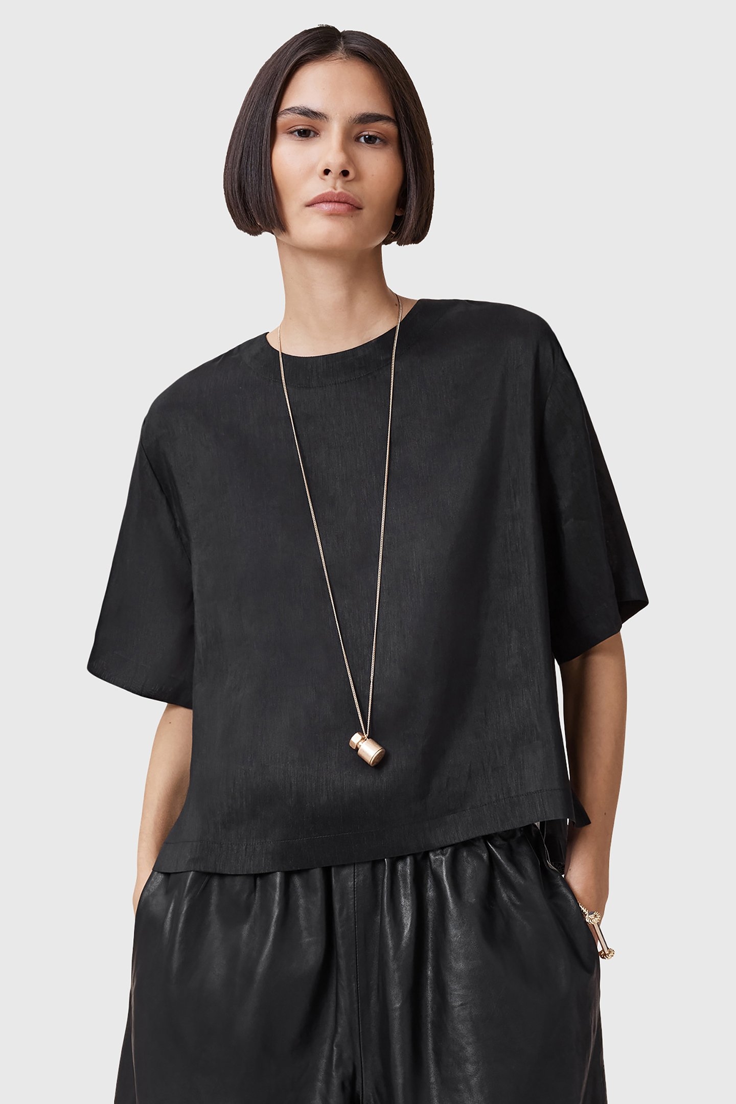 LOTTIE LINEN TOP BLACK 1