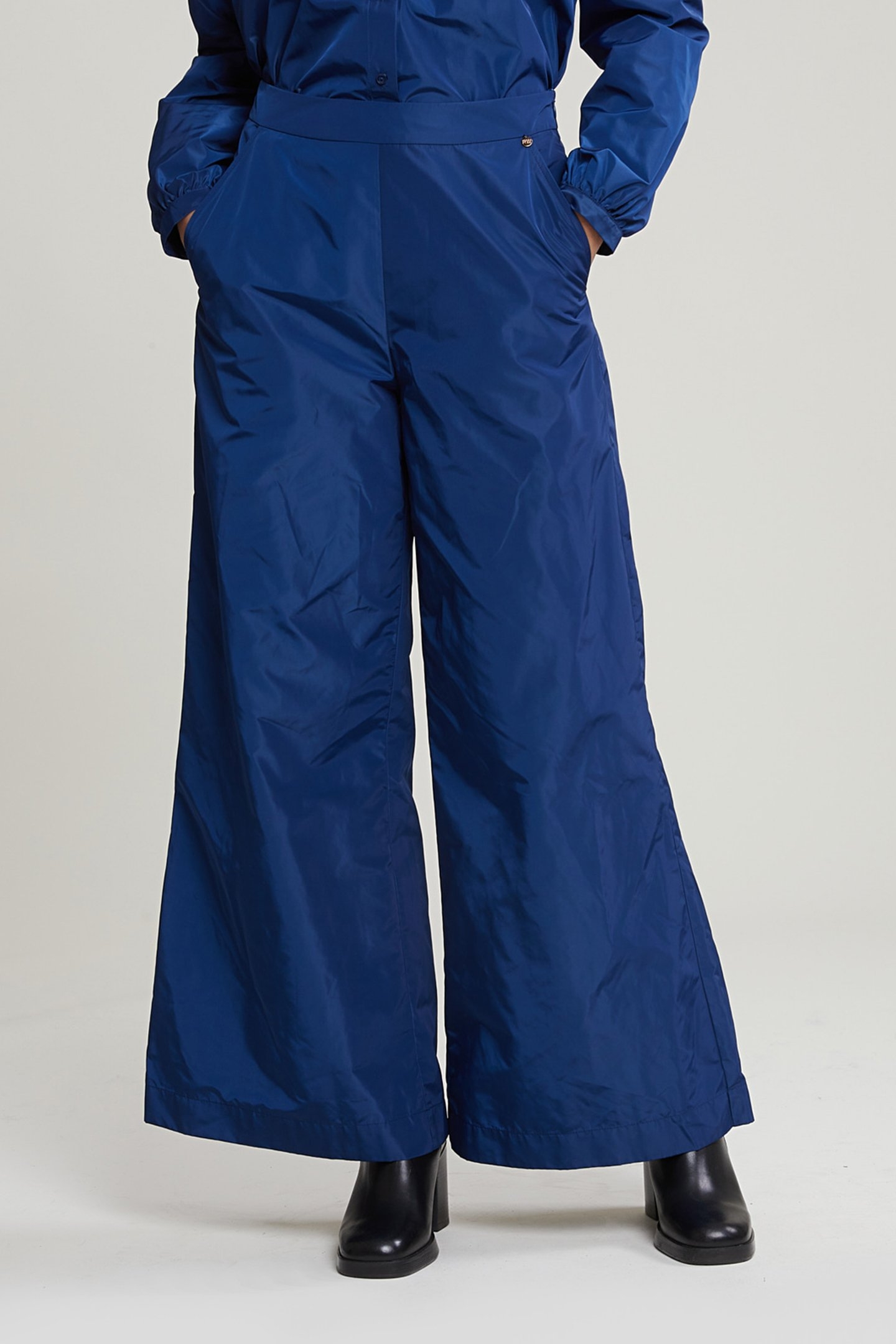 TAFFETA LOOSE PANTS BLUE 1