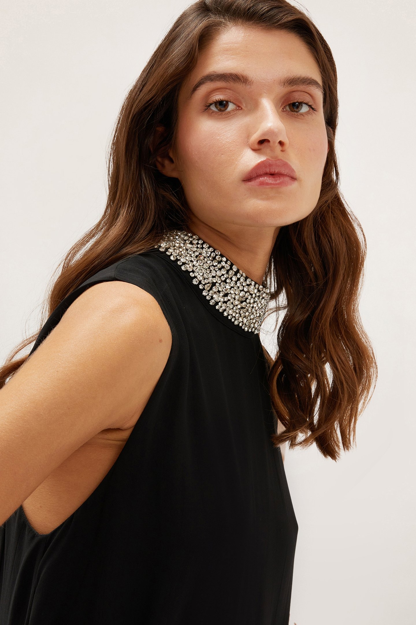 FLOWING DRESS WITH EMBROIDERED COLLAR BLACK 5