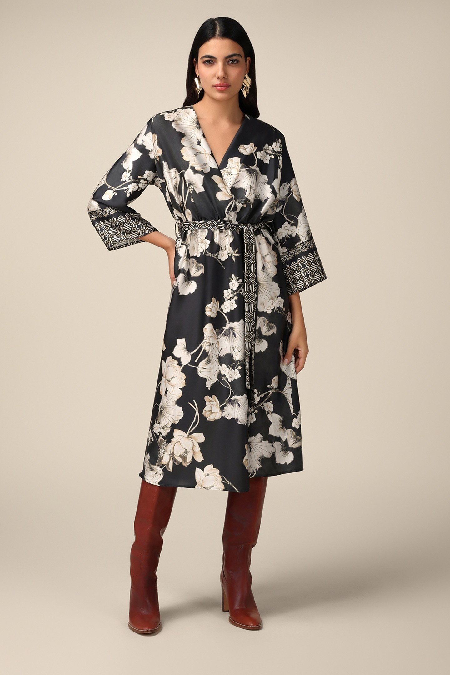 FLORAL SATIN MIDI DRESS BLACK 1