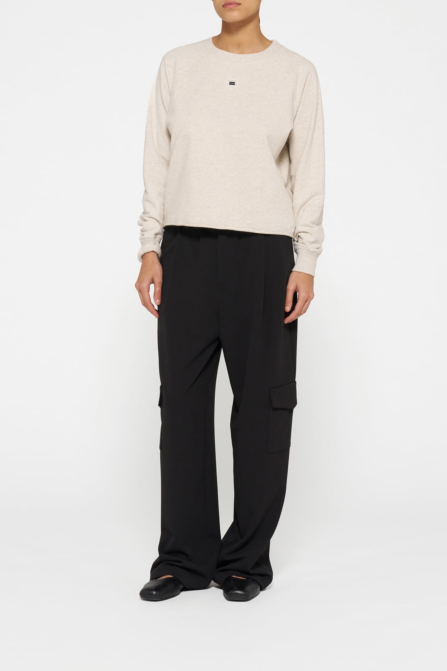 CREW NECK PEARLS SOFT WHITE MELEE 2