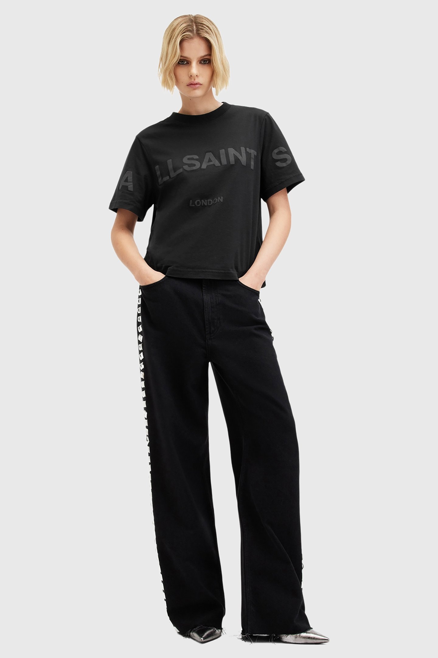 LISA BIGGY TEE BLACK 2