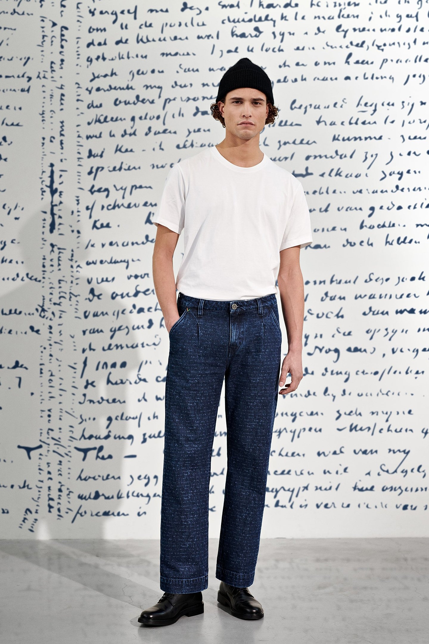 VAN JAMES STARRY BLUE 1