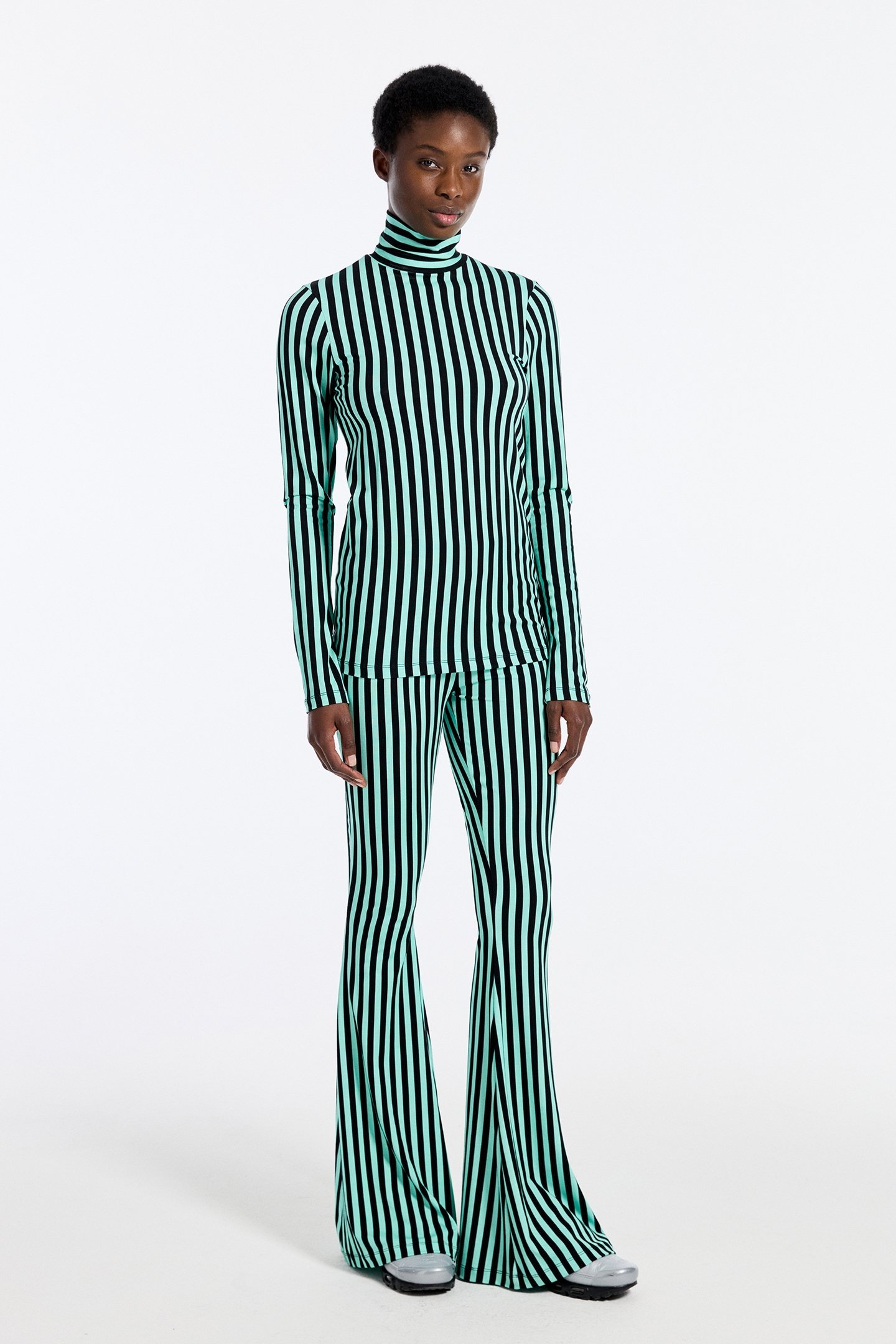 NEVA FLARED LEGGING MINT 1