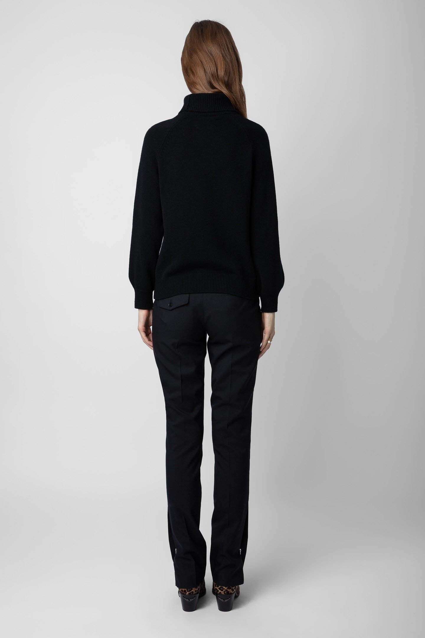 MORY CASHMERE SWEATER NOIR 2