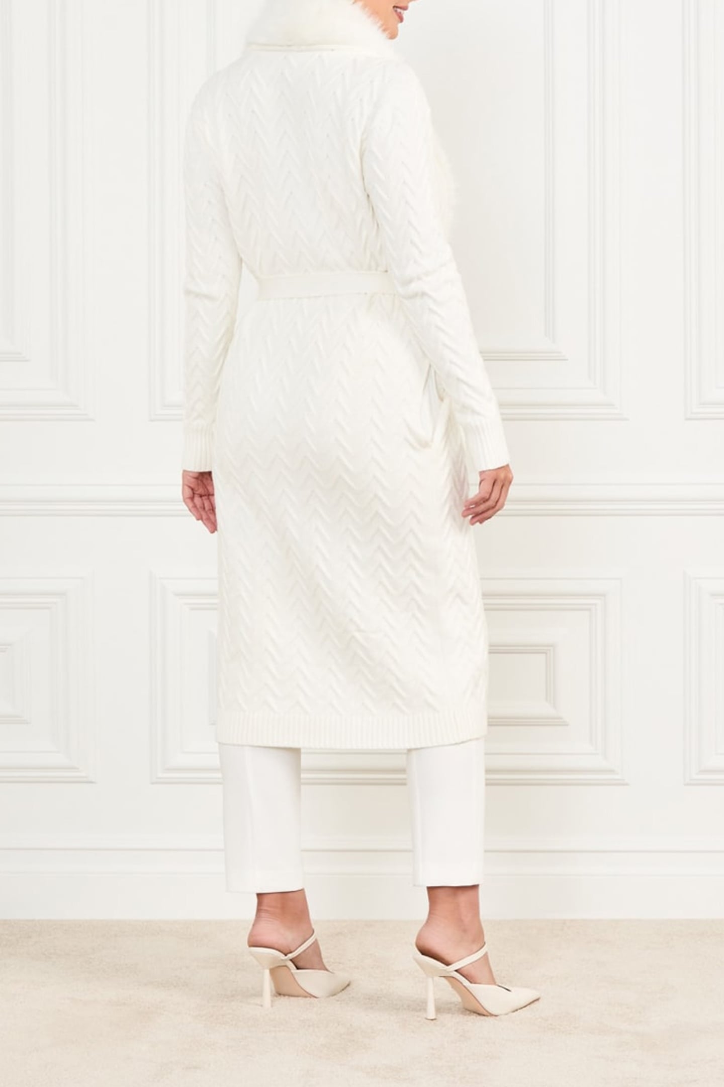 MARCIANO BY GUESS PAULA FAUX FUR LONG CARDI PALE PEARL 3