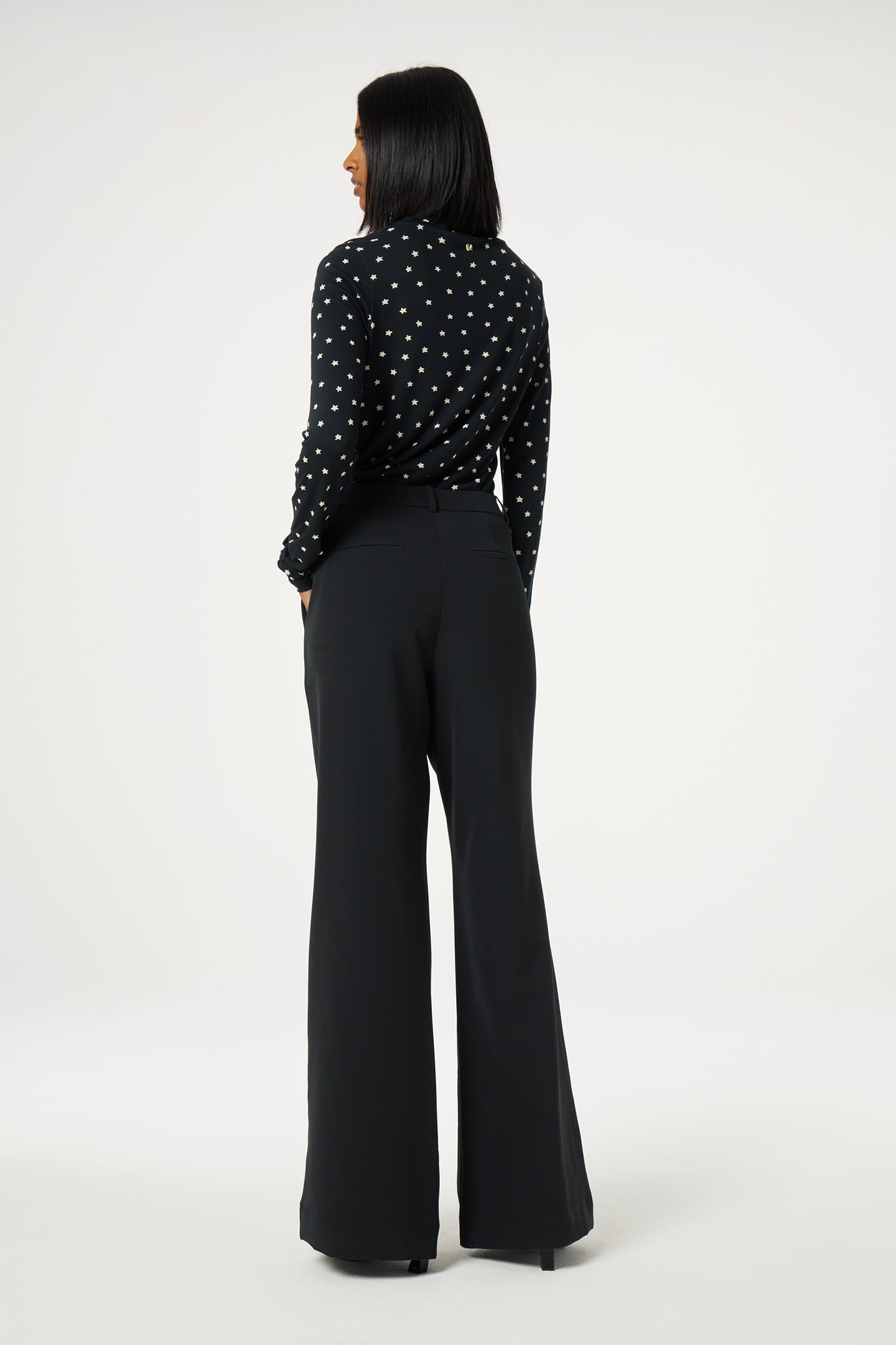 JADE TOP BLACK/WARM WHITE 3